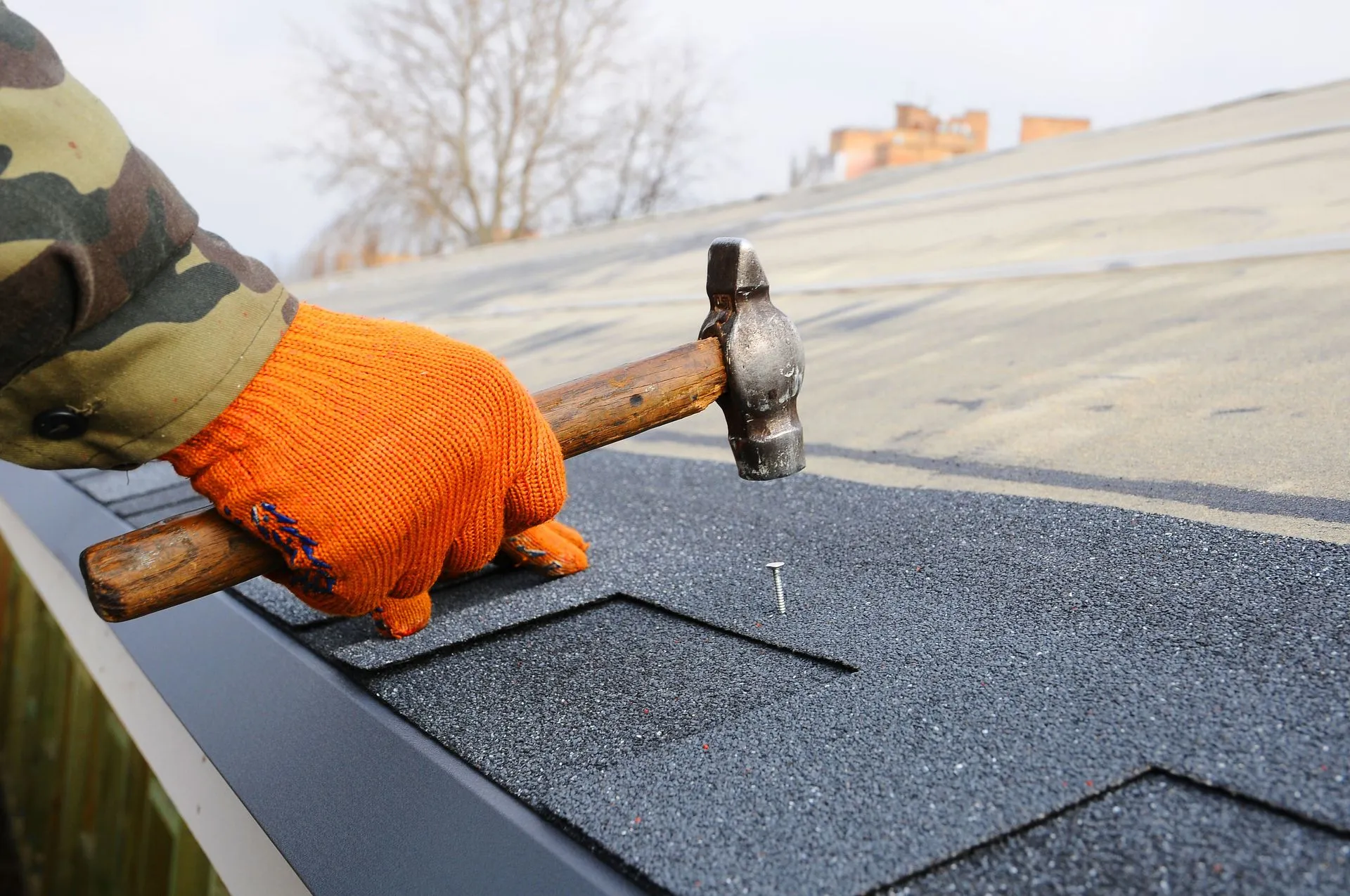 4 Signs It’s Time to Repair Your Roofing